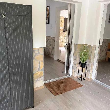 In 34651 Дом отдыха