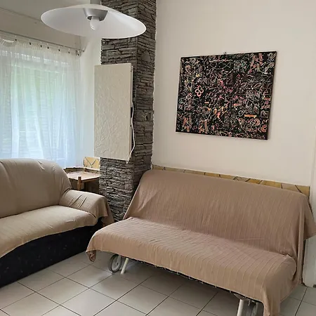 In 34651 Балатонфеньвеш