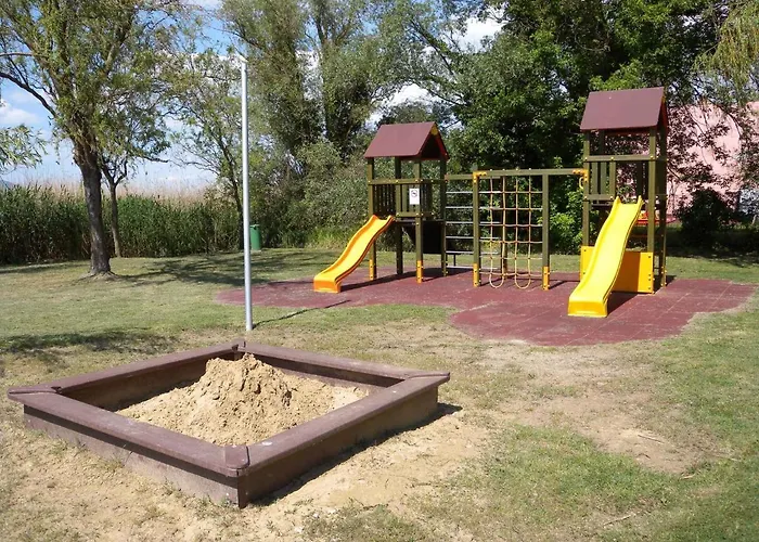 In 34651 בית נופש בלטונפנבש