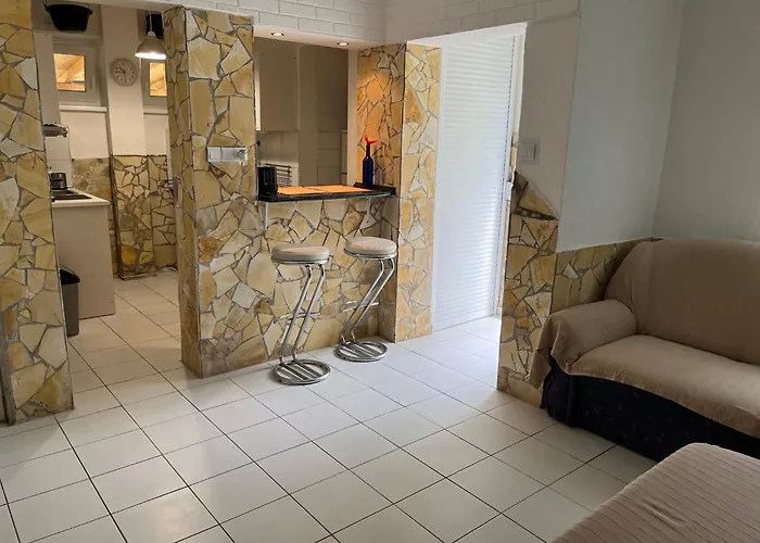 In 34651 * בלטונפנבש